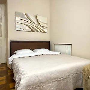 Modern And Classic Apart. Location Апартаменты Львов